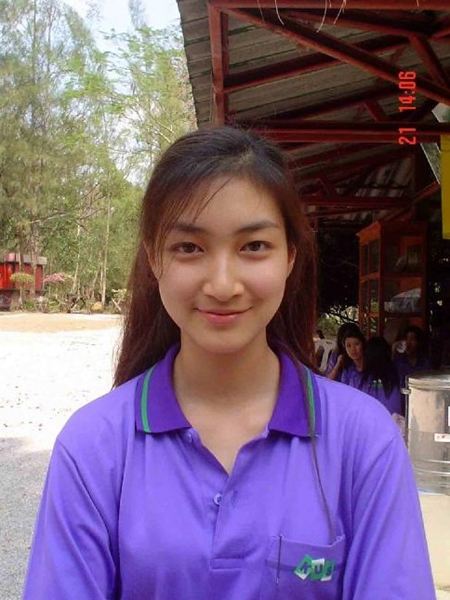 ประชันโฉม 3 สาว แพน...3 ไอดอล