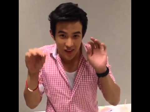 เขาใช้ความหล่อ เป็นสื่อล่อตอนมาสอนรัก กรี๊สสสๆ