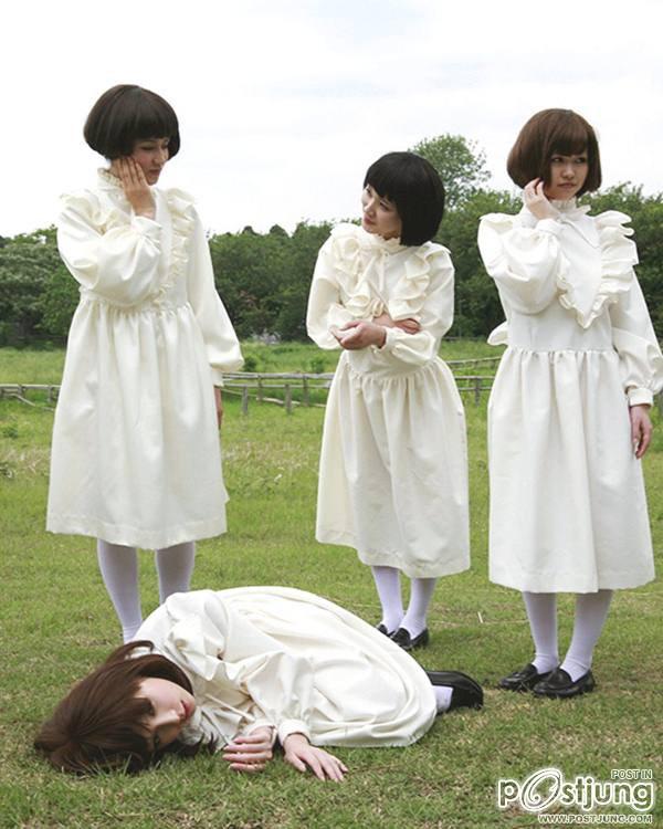 สาวสวยกับภาพถ่ายแนวแปลกดี