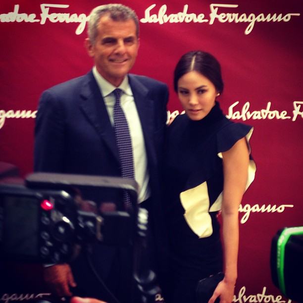 มาดามเจนี่ อัศวเหม กับรูป chic chic สวยๆเริ่ดๆ ที่งาน Milan Fashion Week ที่ Italy จ้า