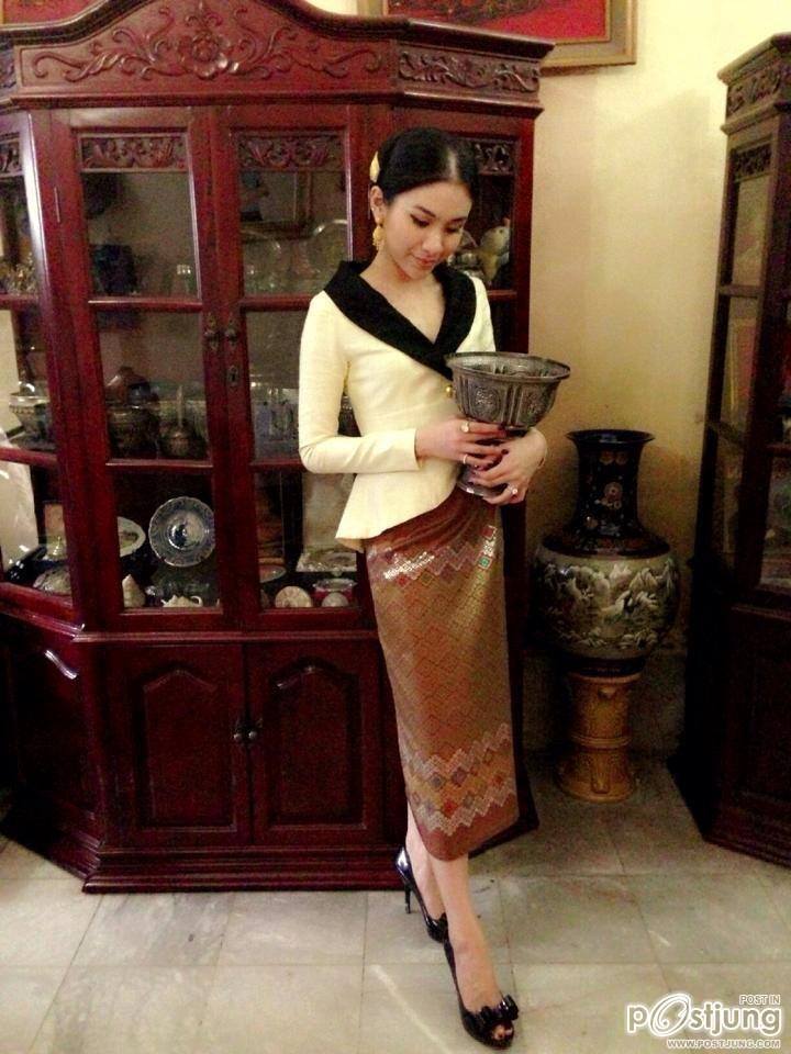 Annita ดาราที่กำลังมาแรงที่สุดในประเทศลาว
