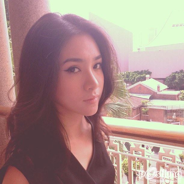 Annita ดาราที่กำลังมาแรงที่สุดในประเทศลาว