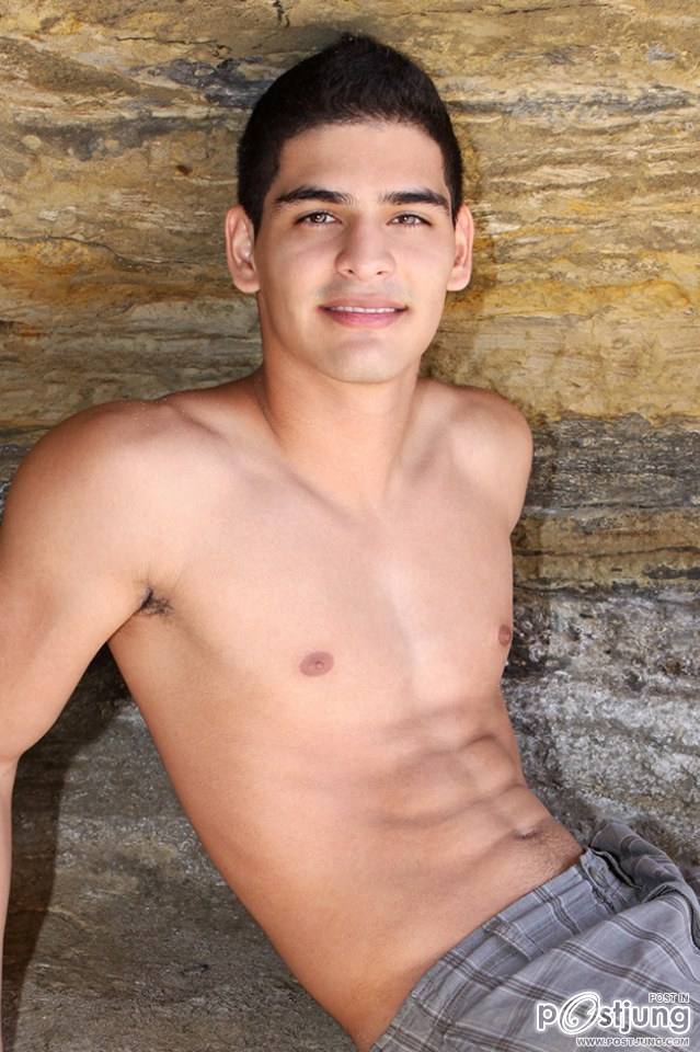 Nicolas หนุ่มหล่อลูกครึ่งโคลัมเบีย บราซิล