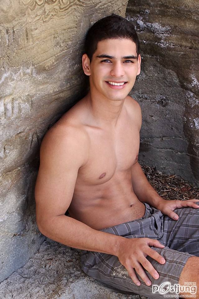 Nicolas หนุ่มหล่อลูกครึ่งโคลัมเบีย บราซิล