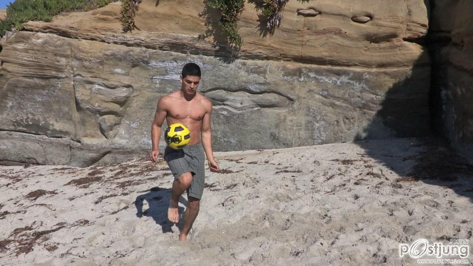 Nicolas หนุ่มหล่อลูกครึ่งโคลัมเบีย บราซิล