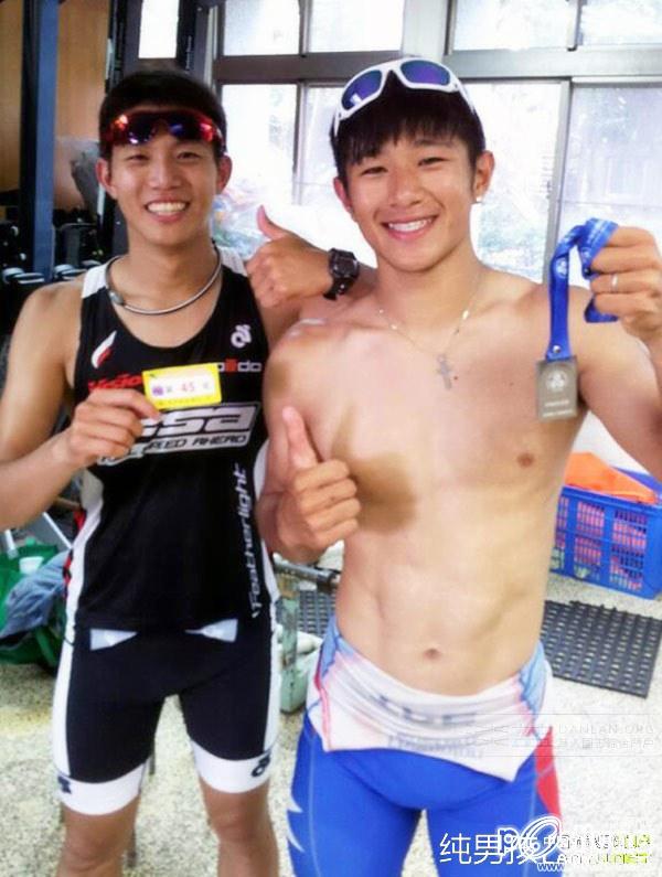 นักกีฬาเซ็กซี่ ๓๐