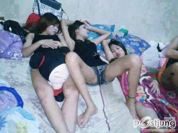ขำๆ ผู้หญิงรั่วๆ