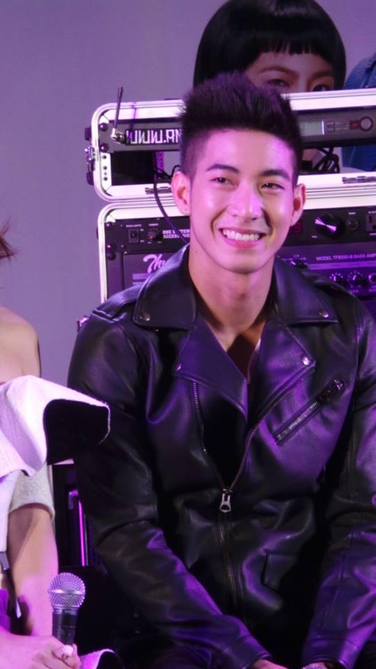 โตโน่ หล่อกระชากใจในงานเปิดตัว รักโง่