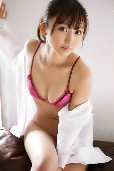 สวยหวาน...หุ่นเป๊ะ ใจละลาย...มายกชุด