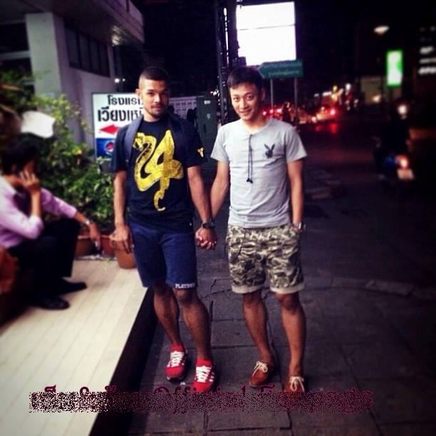 ไปเดินตลาดกันเถอะที่รัก (แค่ขำๆช่ายม๊าา )