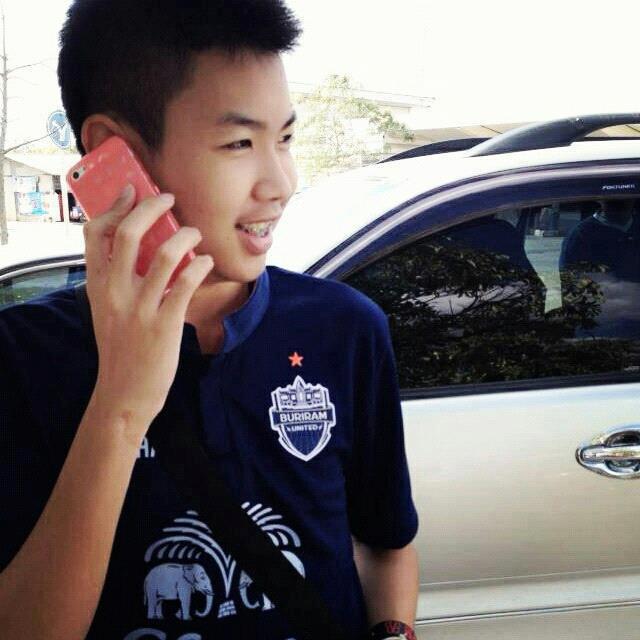 สมาคมหนุ่มหล่อ บุรีรัมย์ยูไนเต็ด