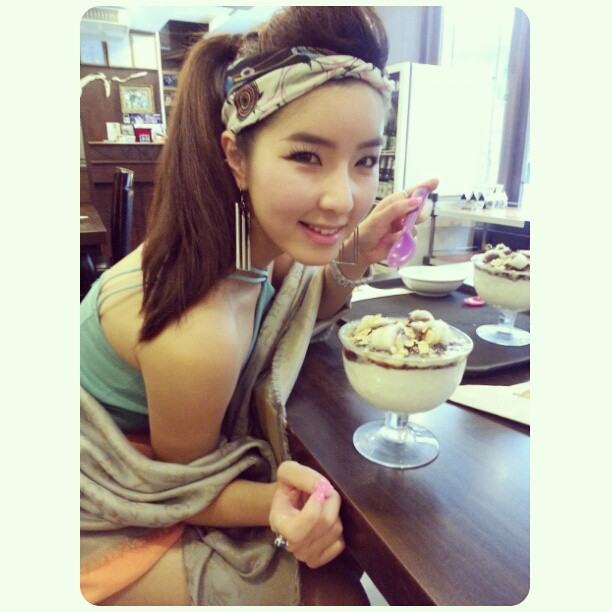 จียอน
