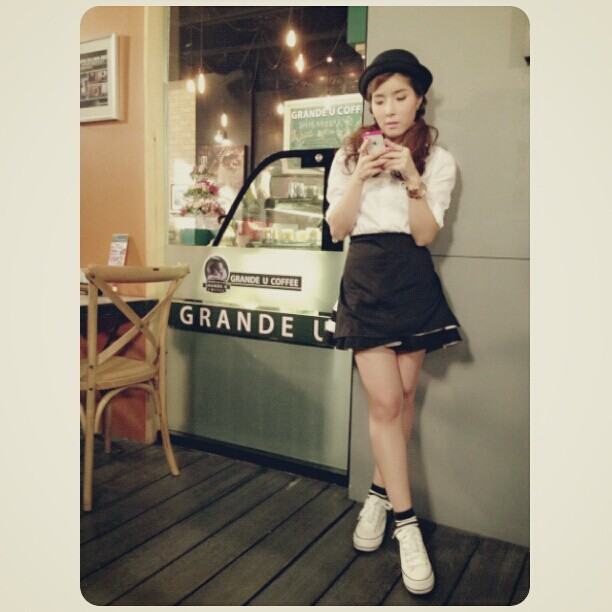 จียอน