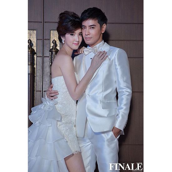พรีเวดดิ้ง ออย ธนา - น้องเธอ สวยงามในชุดไทย - ชุดราตรี