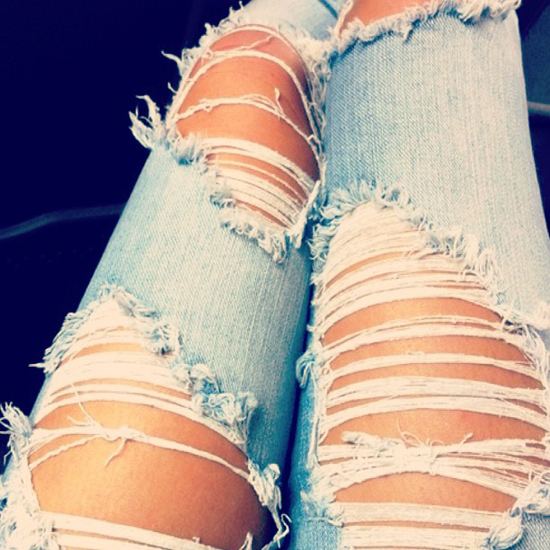 DIY  วิธีทำกางเกงยีนส์ขาด ทำเองได้ ใส่สวยเซอร์