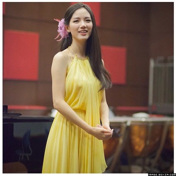 ดาต้า ดรัลชรัส สาวหน้าสวย ที่หนุ่มๆเห็นแล้วต้องหลงรัก