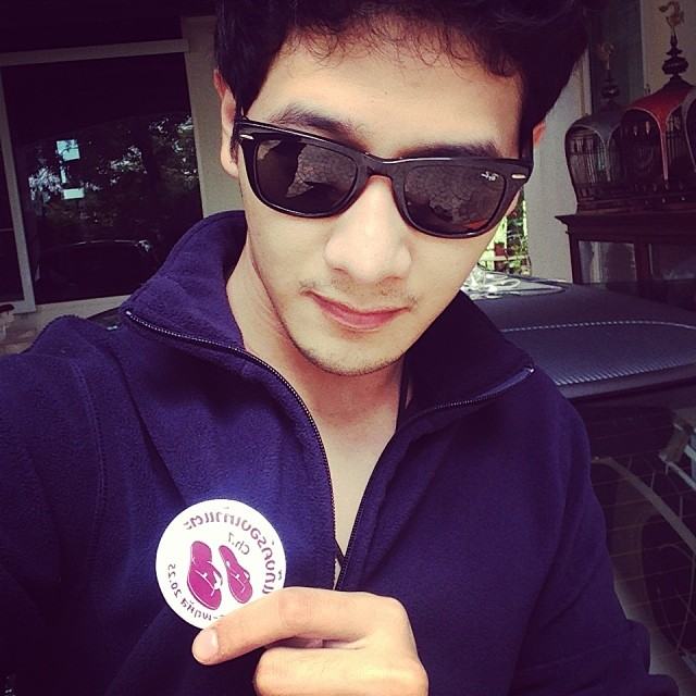 "คุณคุณชาย" ซินเดอเรลล่ารองเท้าแตะ