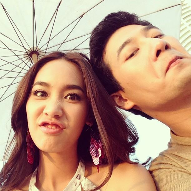 "คุณคุณชาย" ซินเดอเรลล่ารองเท้าแตะ