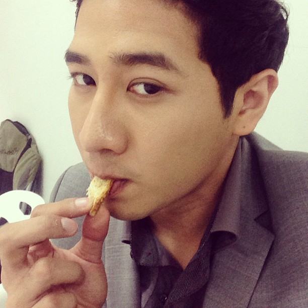 "คุณคุณชาย" ซินเดอเรลล่ารองเท้าแตะ