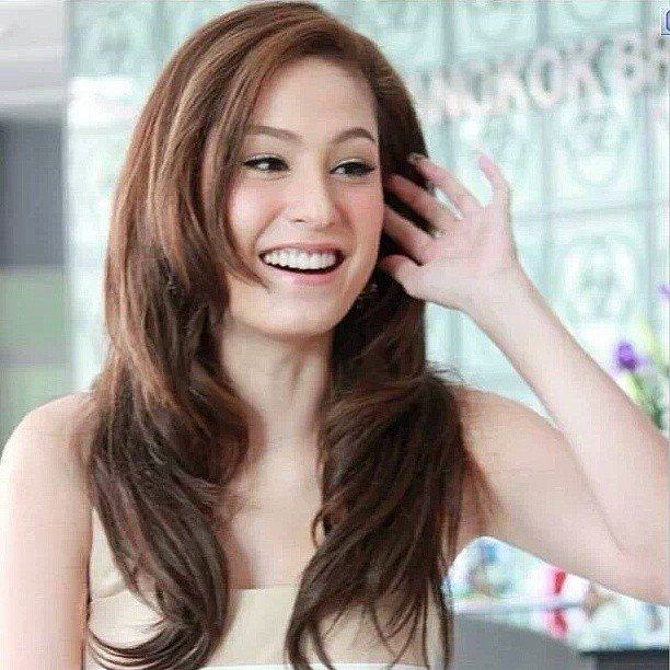 ขวัญ อุษามณี