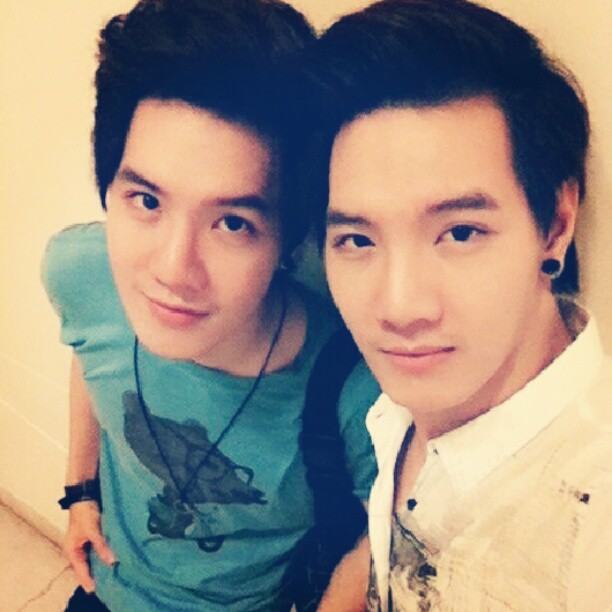 พี่น้องฝาแฝด เบสท์ & แบงค์