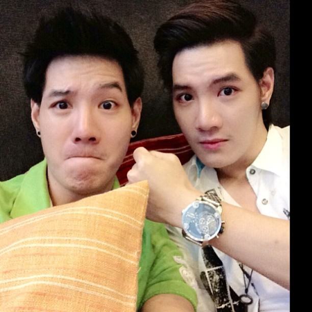 พี่น้องฝาแฝด เบสท์ & แบงค์
