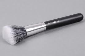 powder brush ในดวงใจคุณคือ ? มาแชร์ประสบการ์ณกันนะค่ะ