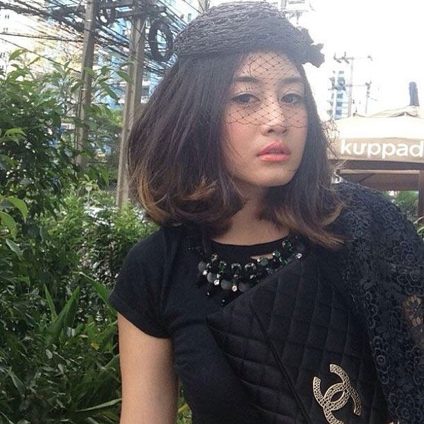แฟชั่น  ผ้าตาข่ายแต่งผม เริ่ด ๆ สไตล์คนดัง ชิคได้อีก !