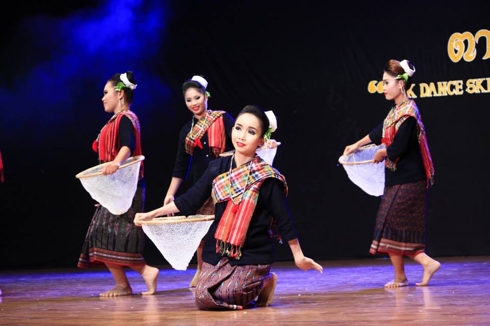 ตามฮอยอีสาน (วันแสดงจริง) ศิลปะการแสดง มหาวิทยาลัยมหาสารคาม
