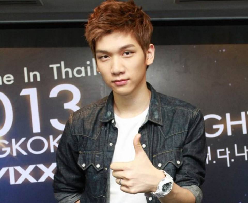 VIXX....โพสท์ท่า..น่ารักกกโฮกกก