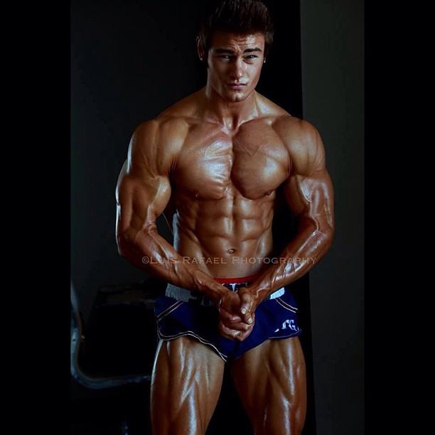 Muscle men From IG 23