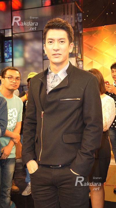 พี่ติ๊กค่ะ หล่อไม่คลาย