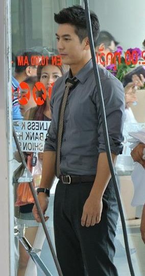 พี่ติ๊กค่ะ หล่อไม่คลาย