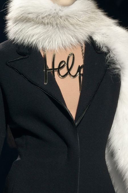 Item สุดฮ๊อต Lanvin Love Necklace