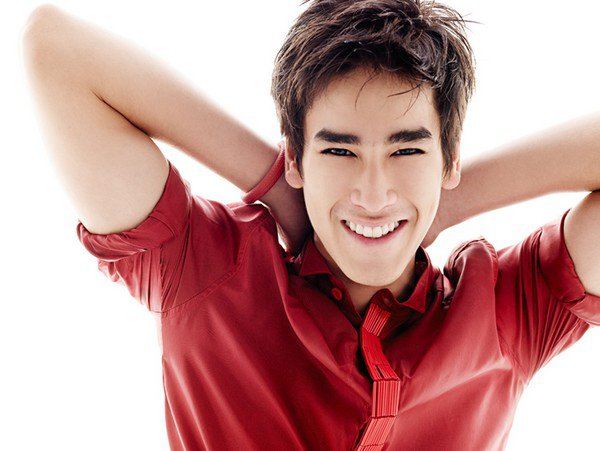 ณเดชน์ กับรอยยิ้มเห็นแล้วน่ารักมากกกกกกกกก