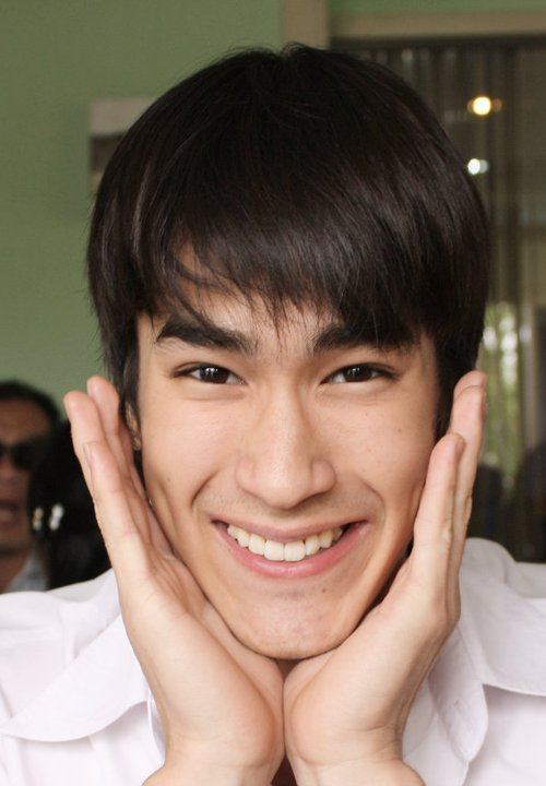 ณเดชน์ กับรอยยิ้มเห็นแล้วน่ารักมากกกกกกกกก