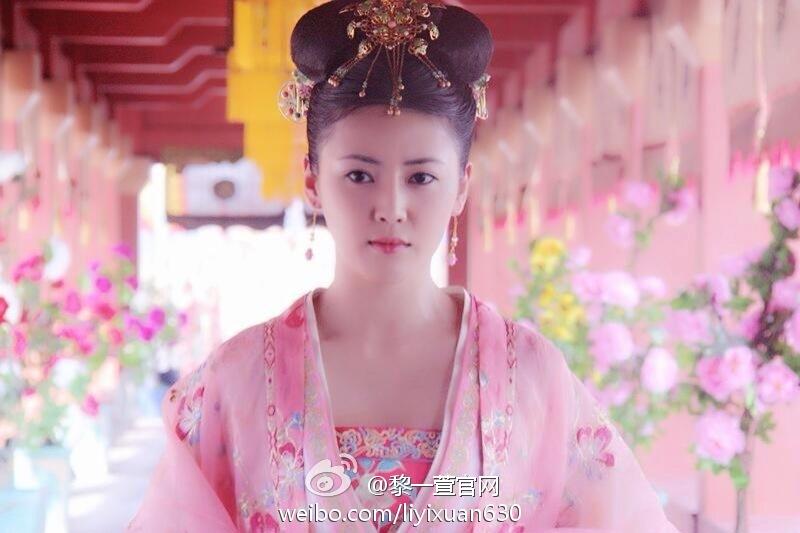 《天地情缘》 Tian Di Qing Yan /World of Love 2014  part1