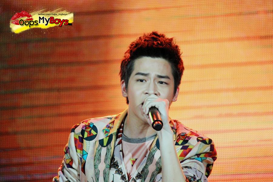 น้องมาร์ชและน้องตั้ว งานHormonesDayNight [รอบ DAY]