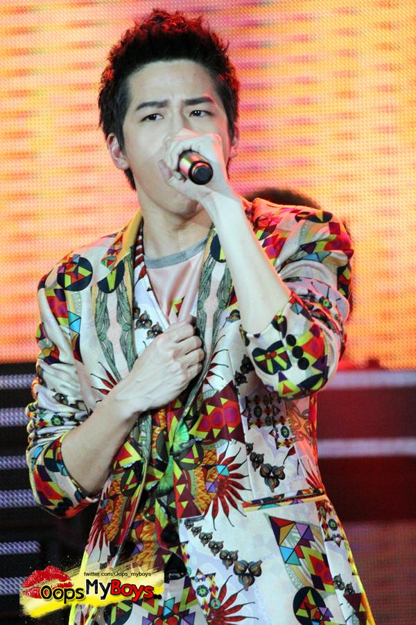 น้องมาร์ชและน้องตั้ว งานHormonesDayNight [รอบ DAY]