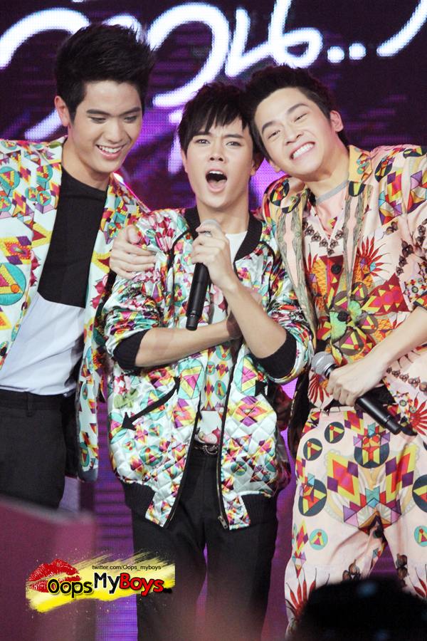 น้องมาร์ชและน้องตั้ว งานHormonesDayNight [รอบ DAY]