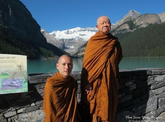 ภาพปัจจุบันของ 'พระเจสัน ยัง' ร่วมอณุโมทณา กับ'ท่าน'ด้วยค่ะ