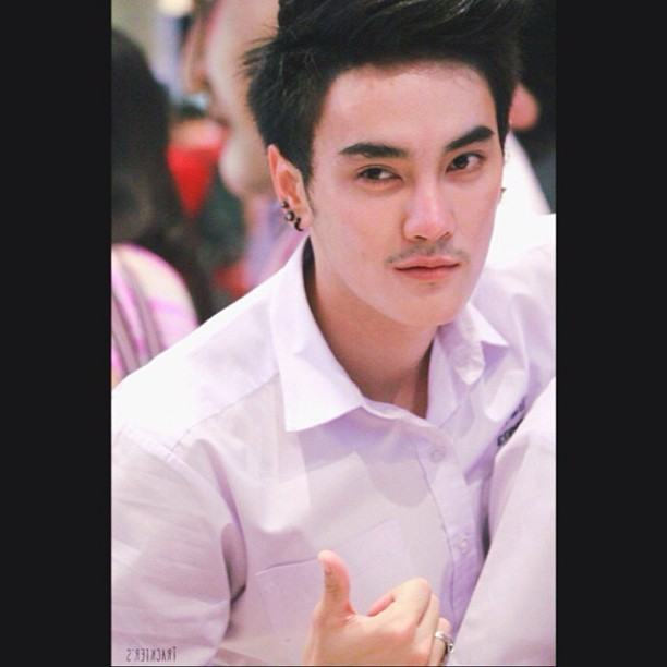 มาร์ค วิทวัส