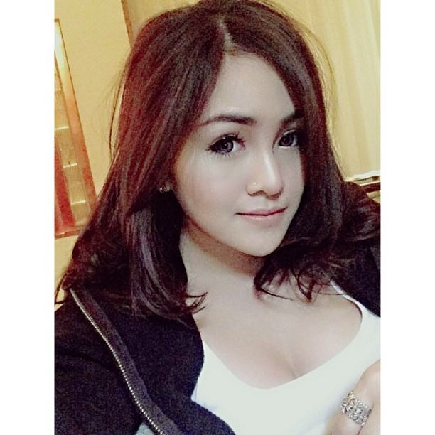 แป้ง พลอยวริน VS ดิว อริสรา ไฮโซดังกลุ่มกุ๊บกิ๊บ!