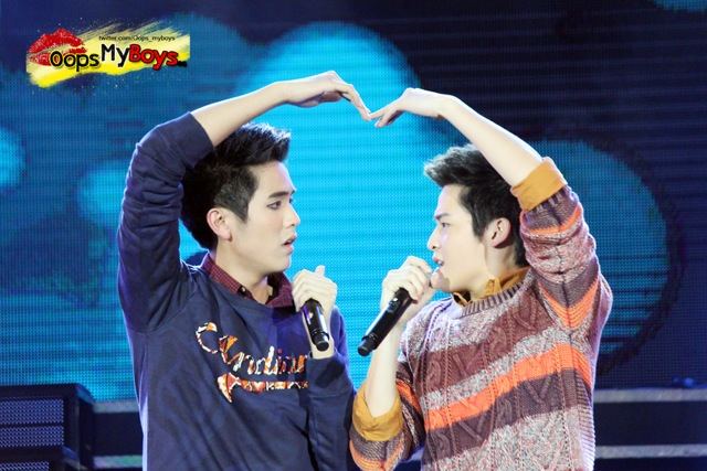 รวมภาพคอนเสิร์ต "ฮอร์โมนเดย์ ฮอร์โมนไนท์" จิ้นกระจาย!!!
