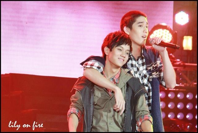 รวมภาพคอนเสิร์ต "ฮอร์โมนเดย์ ฮอร์โมนไนท์" จิ้นกระจาย!!!