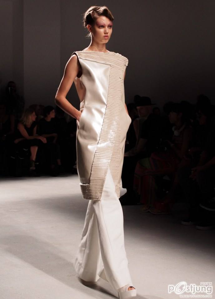 Gareth Pugh Spring 2014