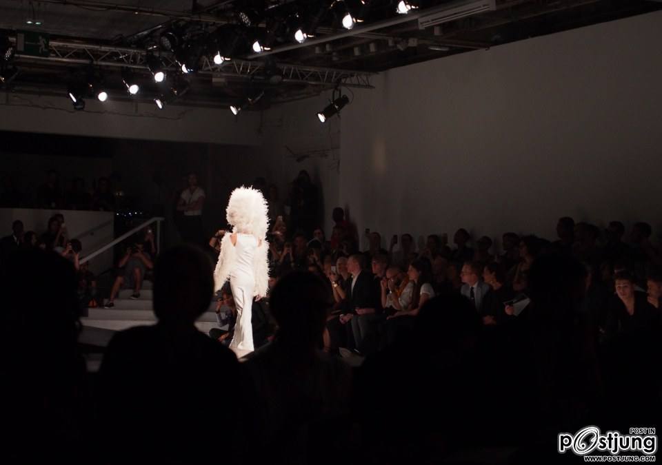 Gareth Pugh Spring 2014