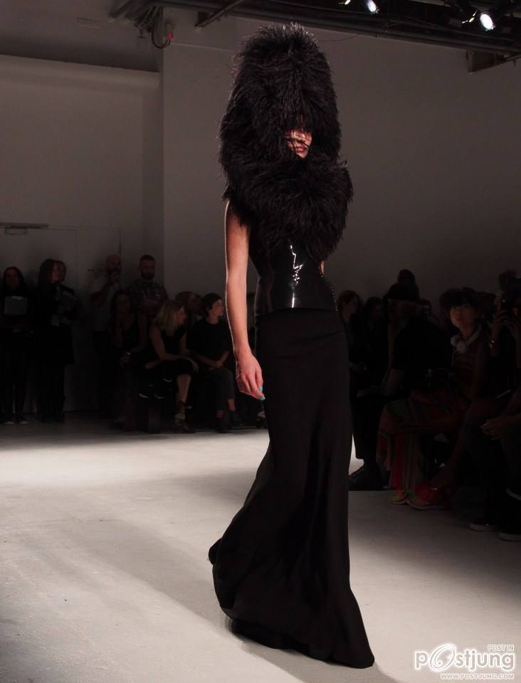 Gareth Pugh Spring 2014