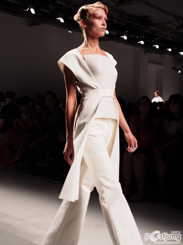 Gareth Pugh Spring 2014