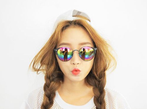 แฟชั่น แว่นตาแซ่บๆ สำหรับสาวๆ ไม่มีดั้ง